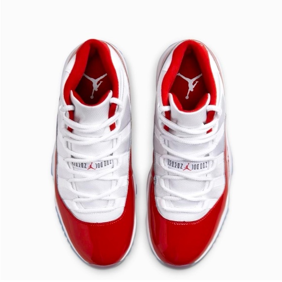 🍒Air Jordan Cherry 11🍒 - Picture 2 of 7